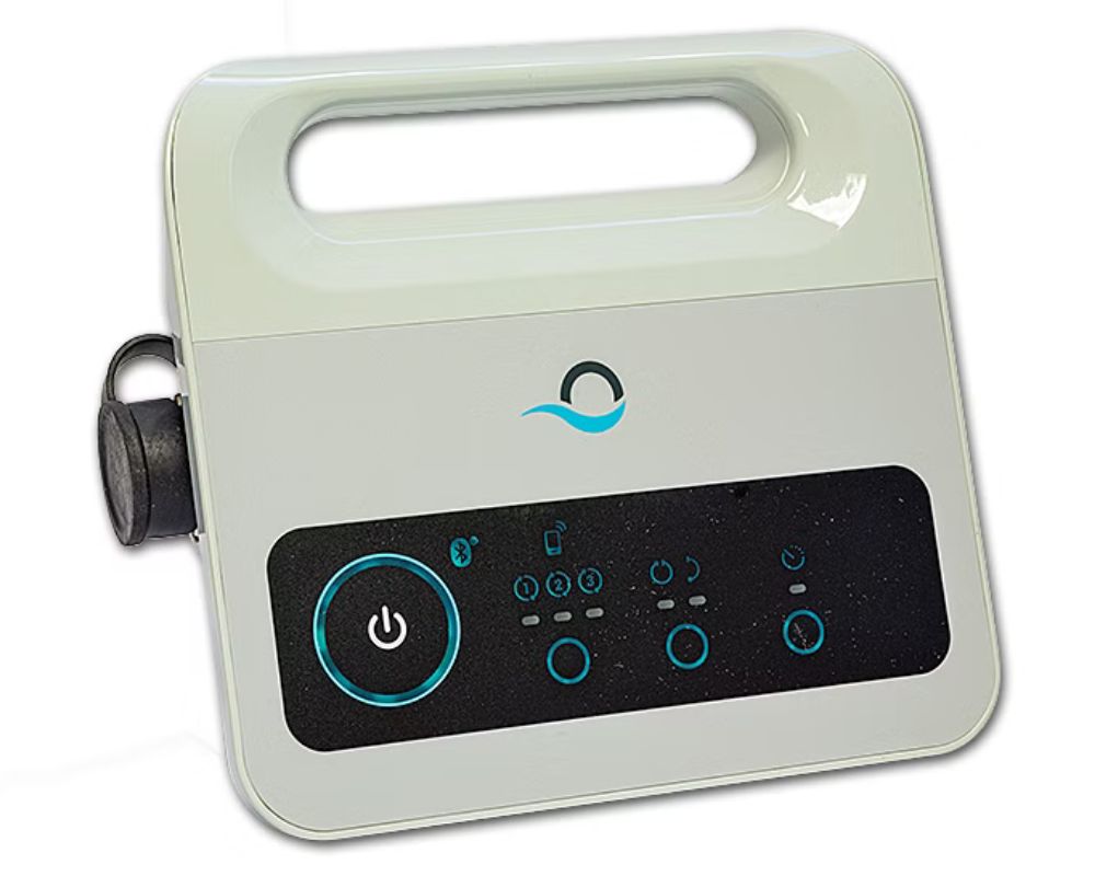 Poly Pool Adapter – Italienischer Stecker Auf Deutsche Steckdose, Made In Italy, IMQ-zertifiziert
